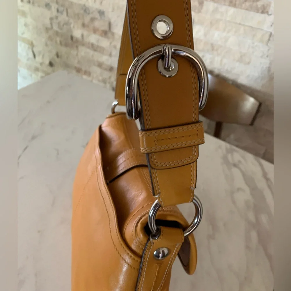 Coach Soho shoulder bag - Picture 5 of 12